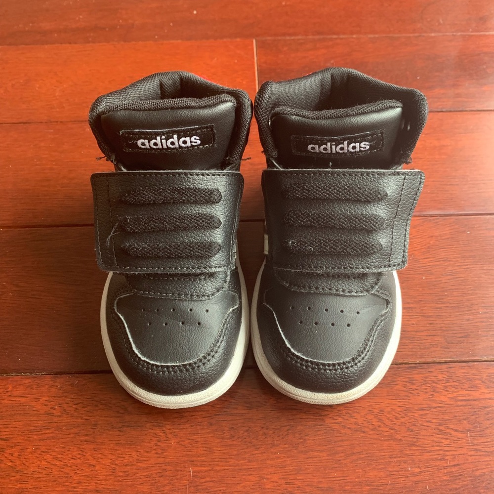 Toddler Adidas high top Sneakers